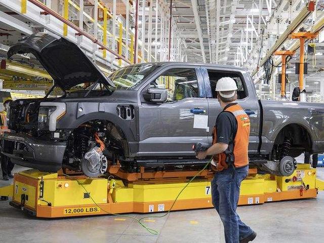 继特斯拉之后再受福特青睐，磷酸铁锂电池全面反超三元锂电池-智键科技有限公司